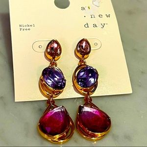 NWT  new day stunning Earring